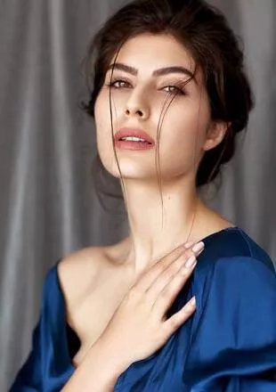 Elnaaz Norouzi Actress Blue Top Sexy Smile